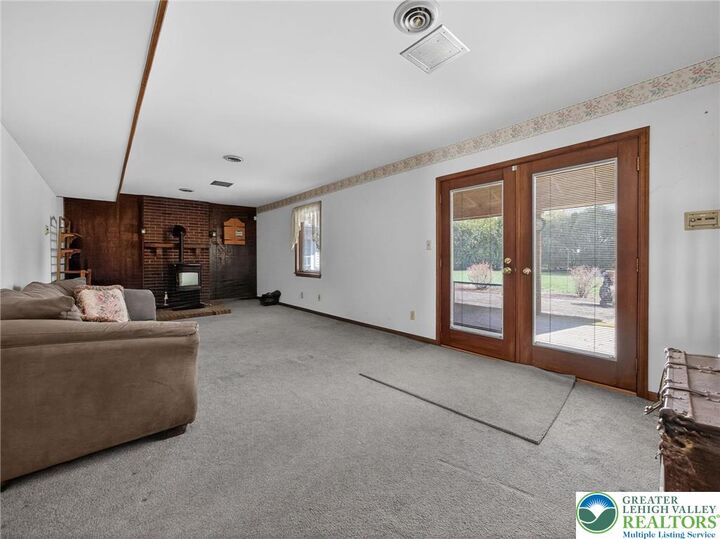 Property Photo:  454 Spruce Lane  PA 18064 