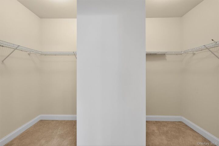 Property Photo:  10 Cyprus Drive  NY 10940 