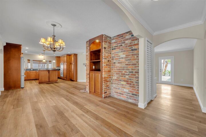 Property Photo:  2112 Chippewa Trail  FL 32751 