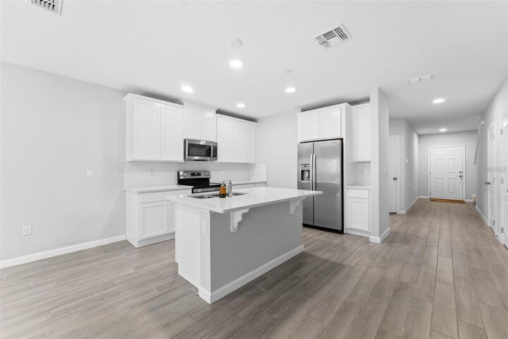 Property Photo:  3137 Riverboat Way  FL 32765 