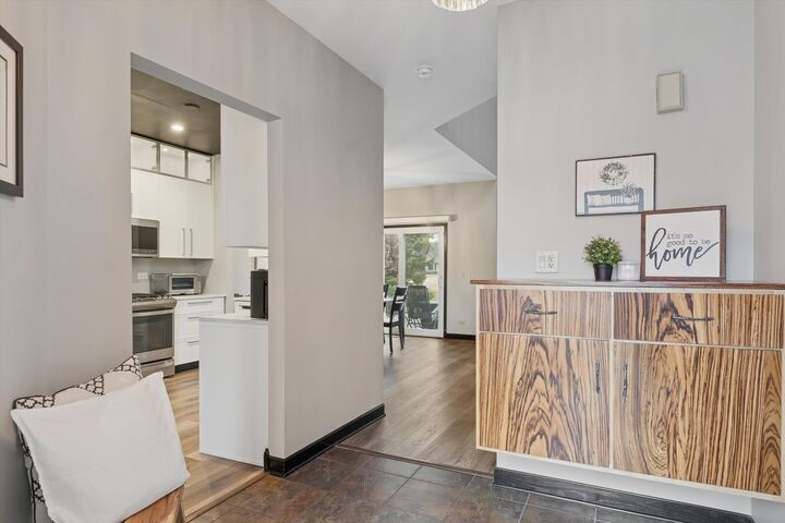 Property Photo:  1269 Rhodes Lane  IL 60540 