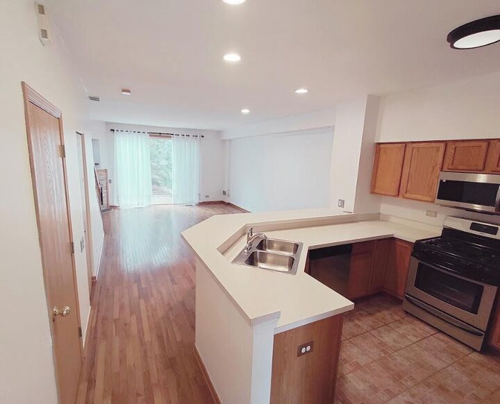 Property Photo:  2508 Carrolwood Road 2508  IL 60540 