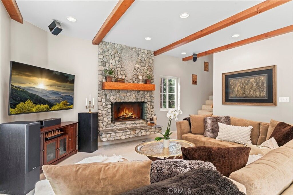 Property Photo:  197 Massive Road  CA 92317 