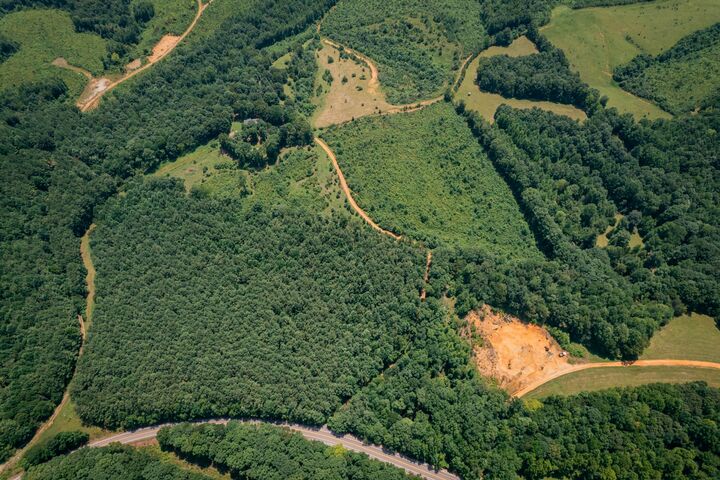 Property Photo:  2023 Wayland Springs Rd  TN 38463 