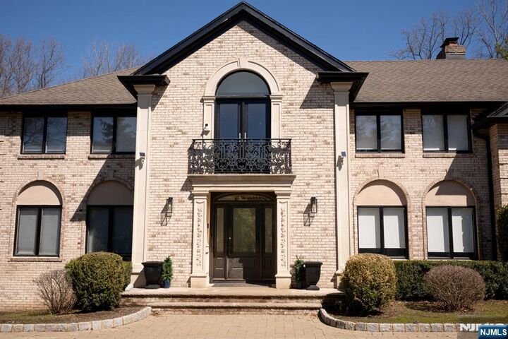 Property Photo:  250 Truman Drive  NJ 07626 