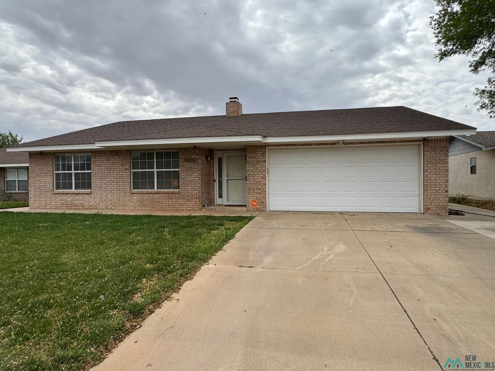 Property Photo:  1601 W Bullock Avenue  NM 88210 