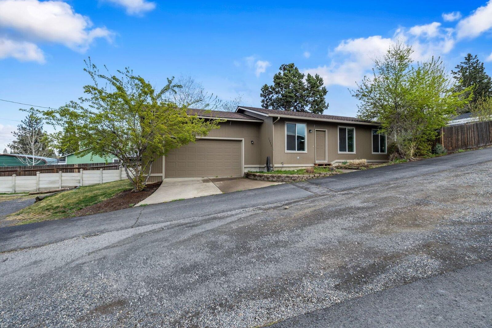 Property Photo: 1331 NE Butler Market Road OR 97701
