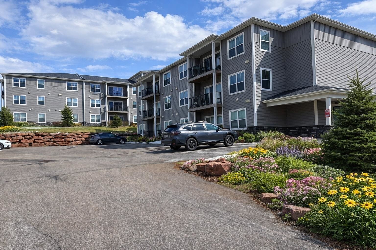 Property Photo:  210 Shakespeare Drive 108  PE C1B 4B7 