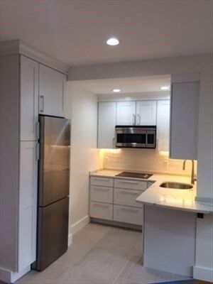 Property Photo:  65 Burbank Street 9  MA 02115 