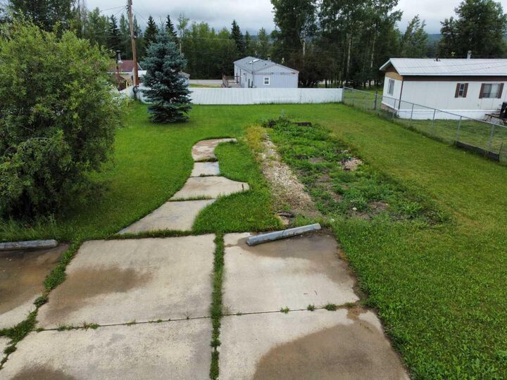 Property Photo: 509 3 Ave Avenue AB T0H 1P0