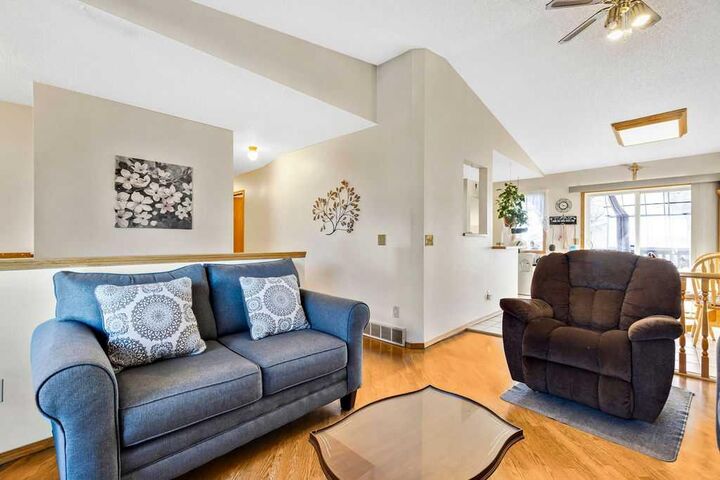 Property Photo:  25 Knight Street  AB T1S 1G3 