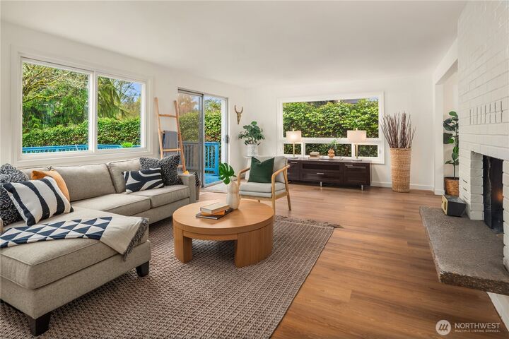 Property Photo:  1511 S 250th  WA 98198 