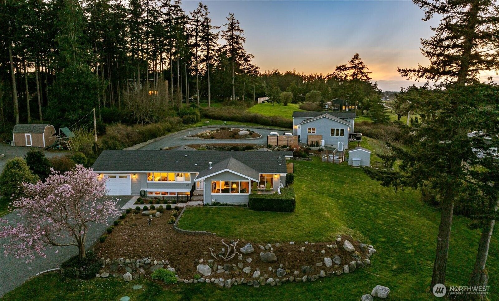 Property Photo:  1387  Scenic Heights Road  WA 98277 
