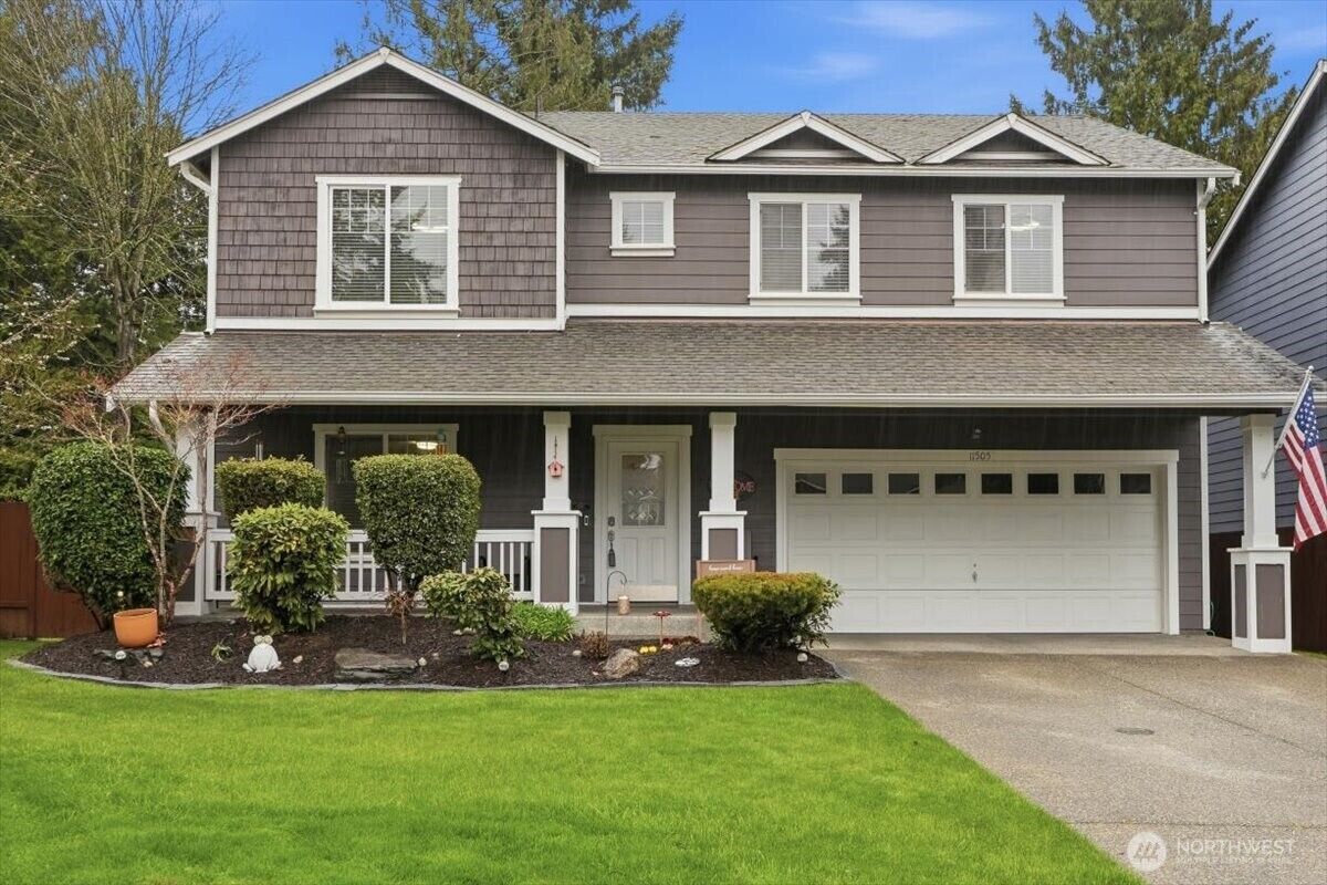 Property Photo:  11505  138 Street Ct E  WA 98374 