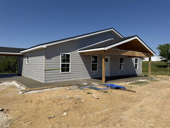 Property Photo:  8774 Richardsville Road  KY 42101 