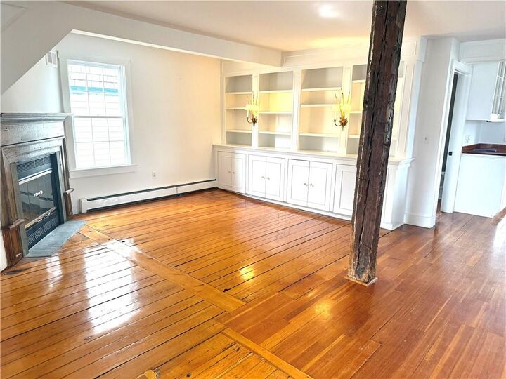 Property Photo:  3 Vicksburg Place  RI 02840 