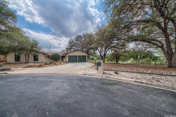 Property Photo:  4102 Smokey Bend Way  TX 78217 
