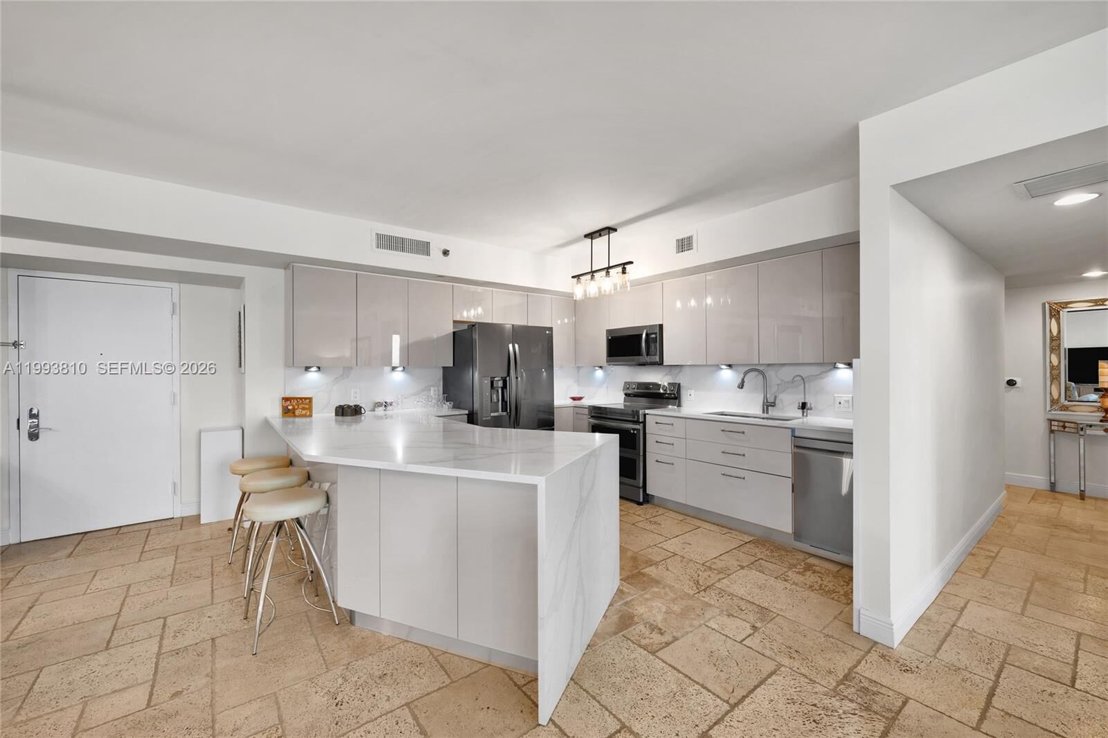 Property Photo:  1800 S Ocean Dr 1210  FL 33009 