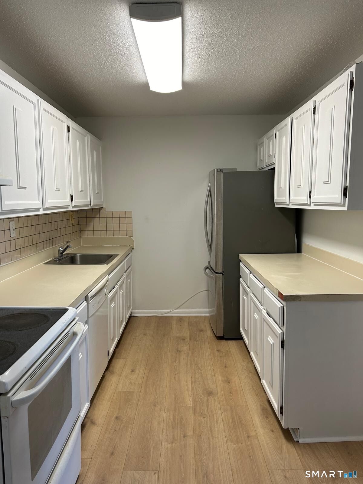 Property Photo:  90 Kane Street C1  CT 06119 