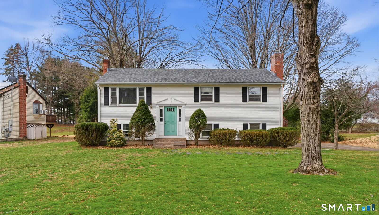 Property Photo:  29 Butternut Drive  CT 06118 
