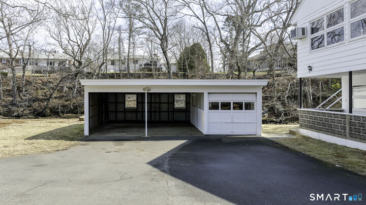 Property Photo:  101 Old Norwich Road  CT 06375 