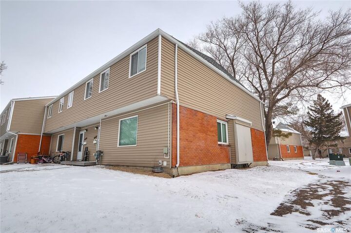 Property Photo: 4160 Castle Road SK S4S 6A4