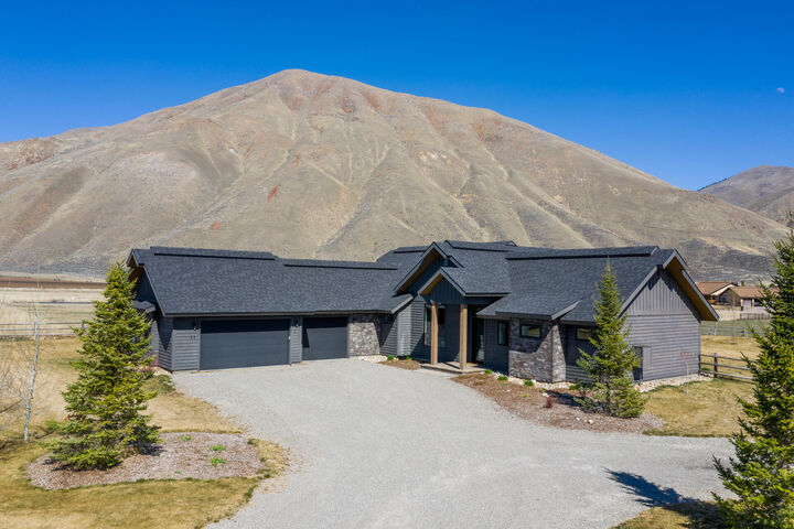 Property Photo:  11 Wyatt Dr  ID 83313 