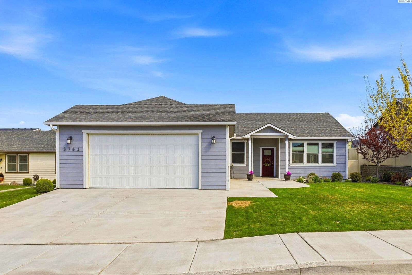 Property Photo: 3763 S Sherman St WA 99338