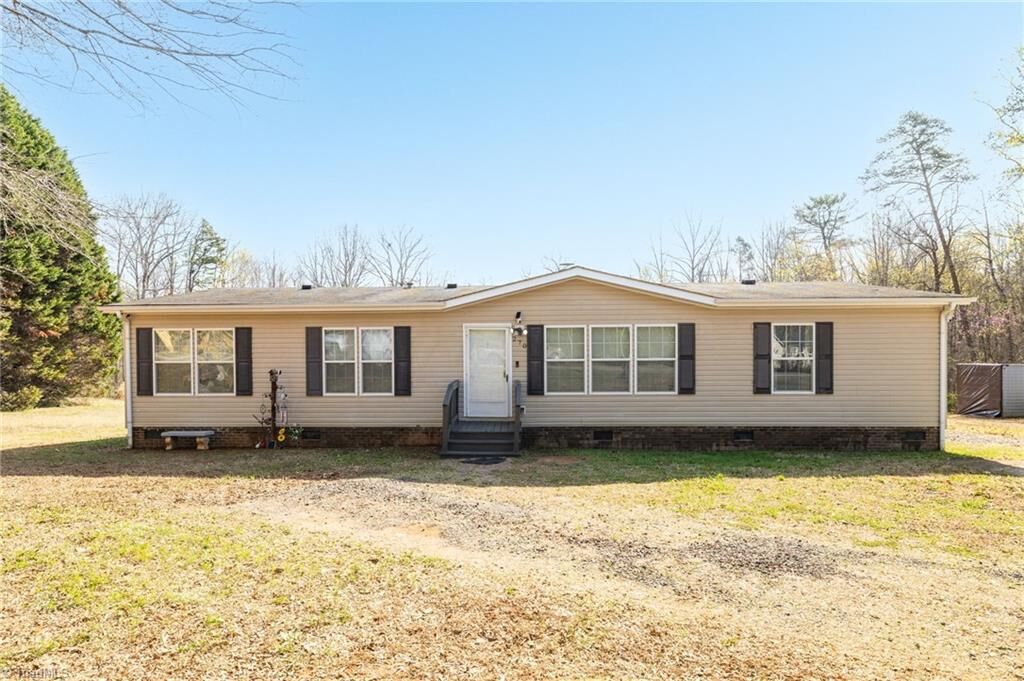 Property Photo:  270 Belleville Drive  NC 27048 