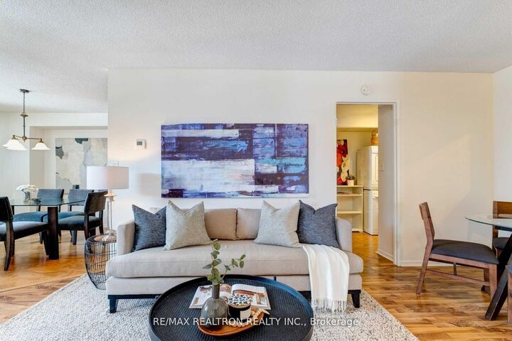 90 Ling Road 404 — photo 1