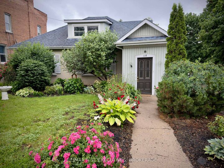 332 Main Street — photo 1