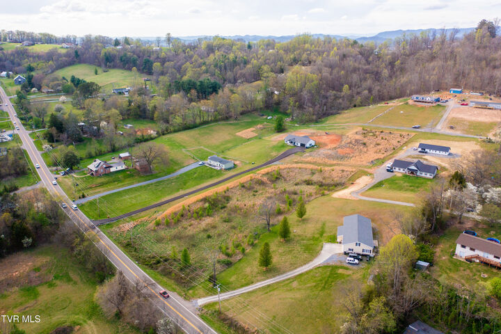 Property Photo:  5036 Memorial Boulevard  TN 37664 