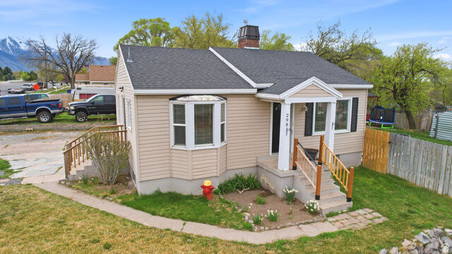 Property Photo:  298 E 300 S  UT 84660 