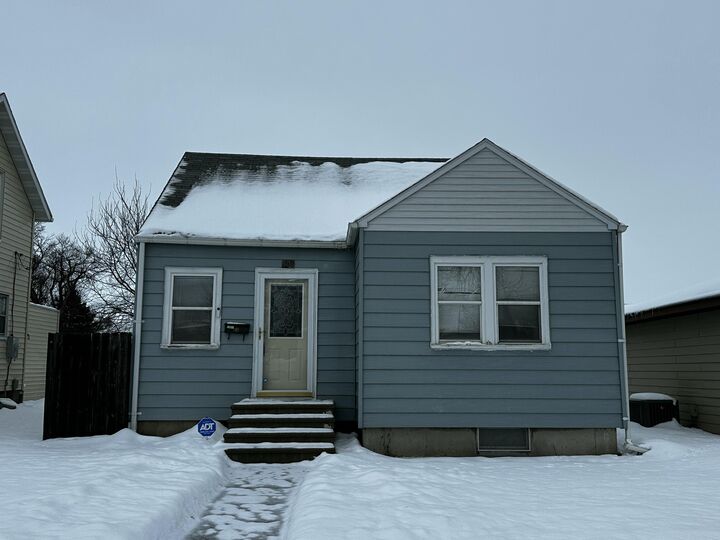 Property Photo:  508 N 3rd Street  SD 57401 