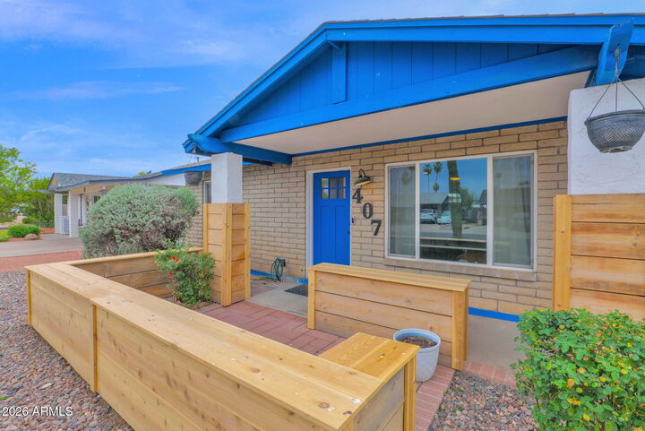 Property Photo:  407 E Auburn Drive  AZ 85283 