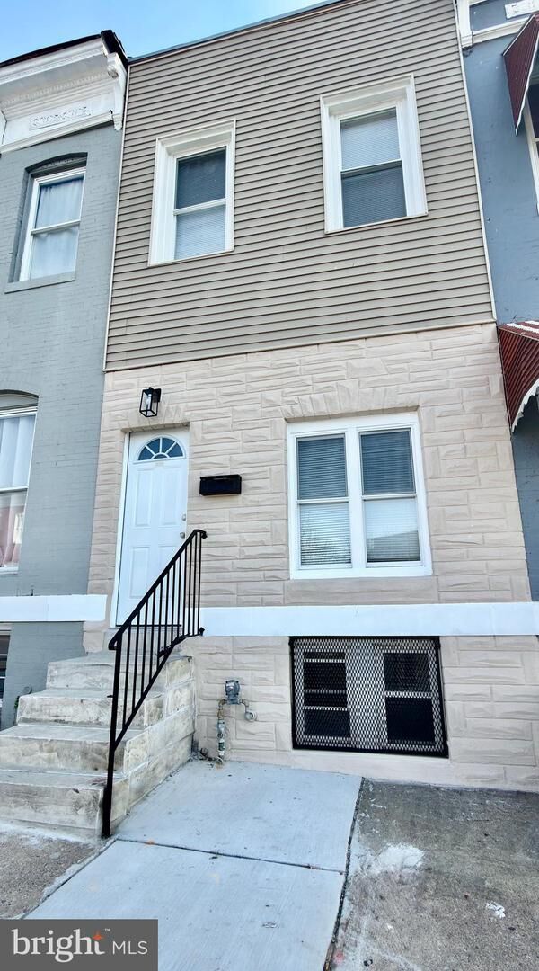 Property Photo:  2129 E Federal Street  MD 21213 