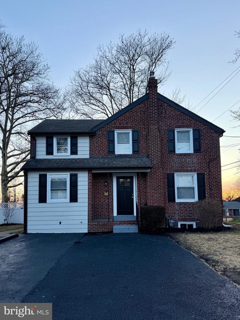 Property Photo: 2 Yale Road DE 19805