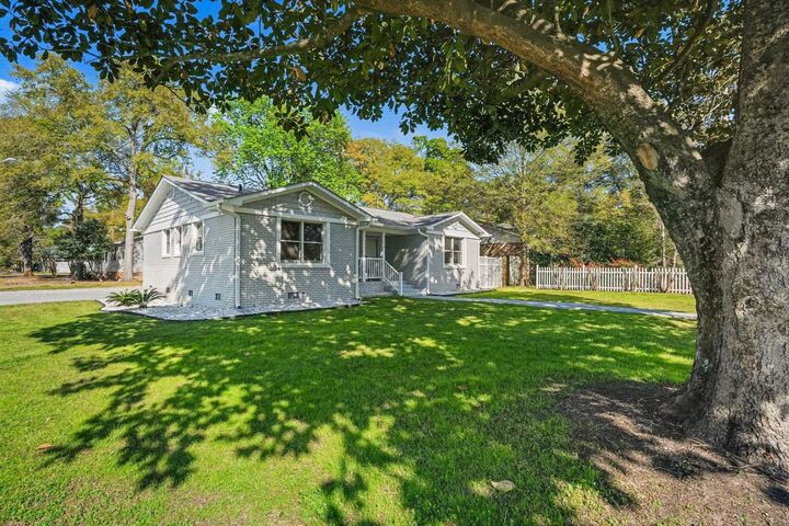 Property Photo:  620 8th Ave. S  SC 29575 