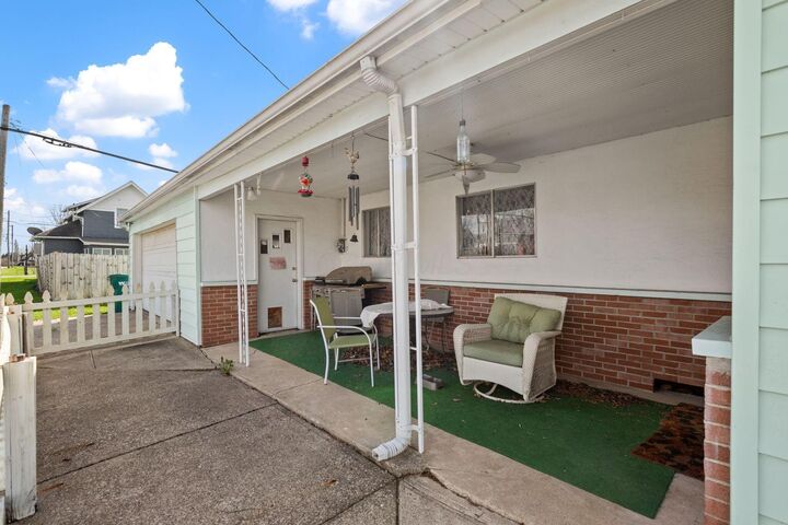 Property Photo:  4345 Mathews Avenue  OH 43207 