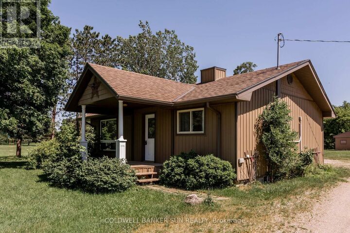 Property Photo:  686078 Oxford Rd 2 Road  ON N4S 7V9 