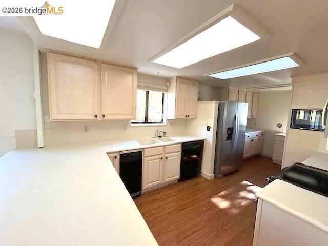 Property Photo:  12570 Mount Jefferson St  CA 95321 