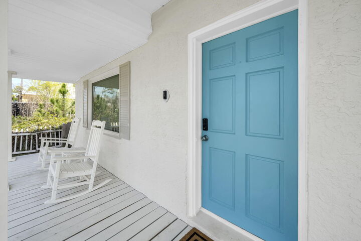 Property Photo: 216 Palm Beach Drive FL 32413
