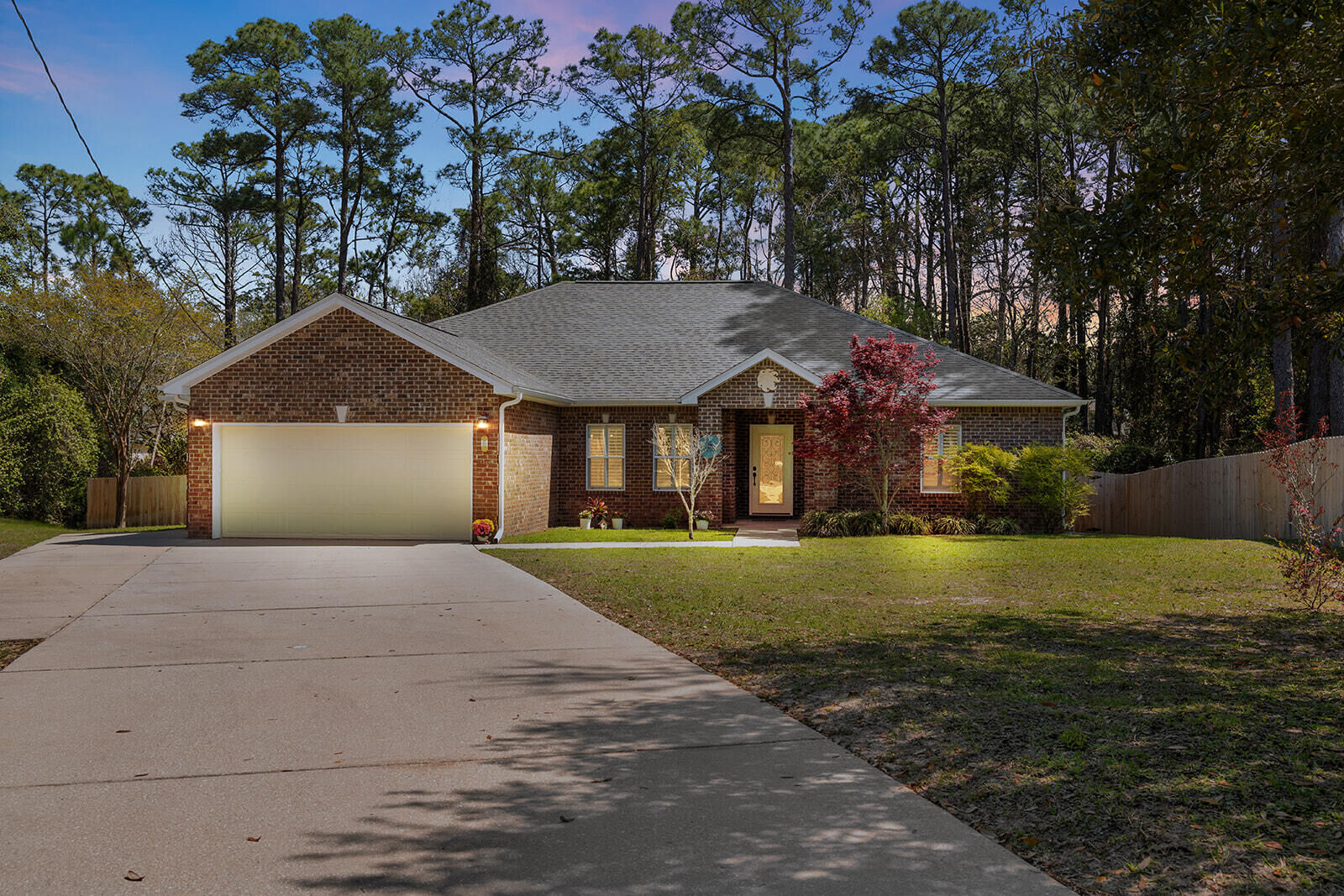 Property Photo:  6 Davis Court  FL 32579 