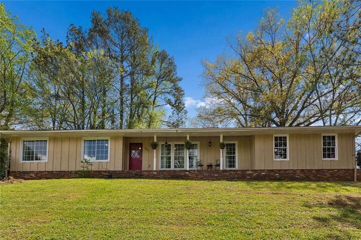 Property Photo:  4601 Wendover Drive  GA 30083 