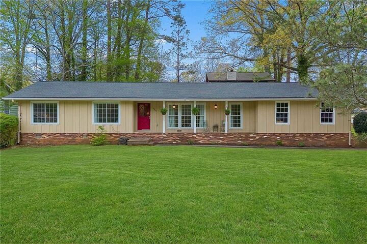 Property Photo:  4601 Wendover Drive  GA 30083 