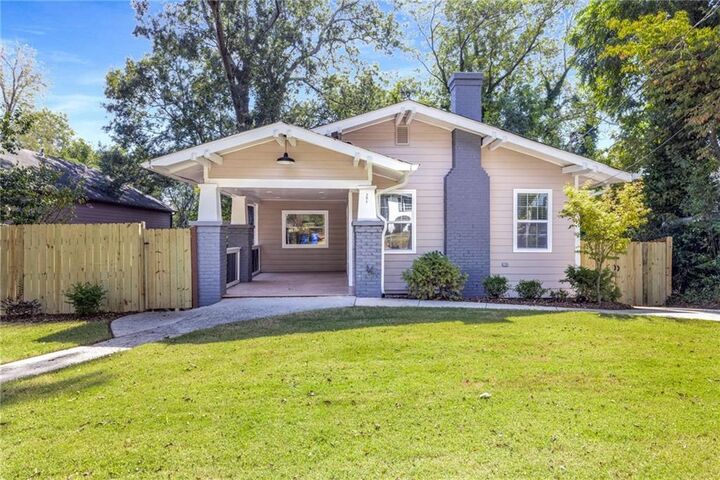 Property Photo:  201 Adair Avenue SE  GA 30315 