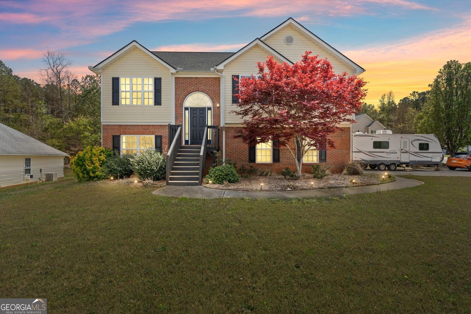 Property Photo:  101 Lei Court  GA 30116 
