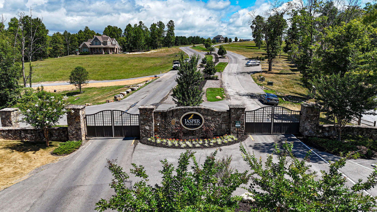 Property Photo:  205 Poplar Bend  TN 37347 