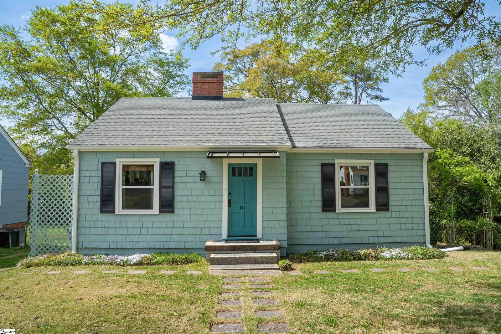Property Photo:  114 White Oak Street  SC 29301 