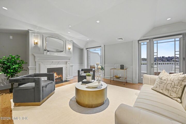 Property Photo: 702 Steamboat Road 6 CT 06830